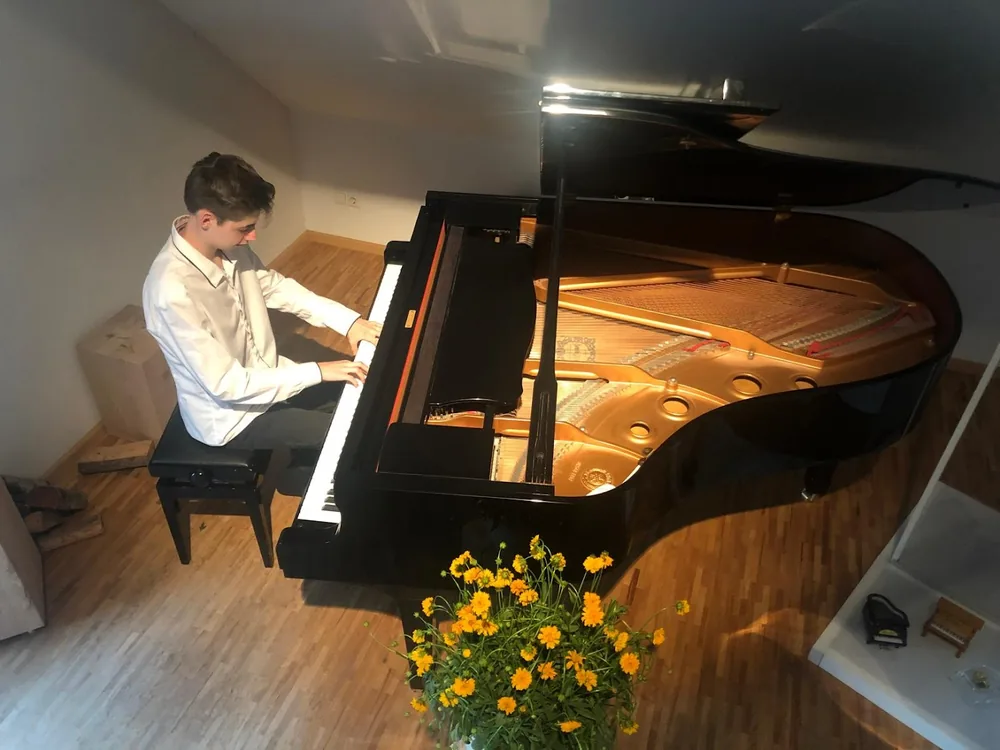 Pianist am Klavier