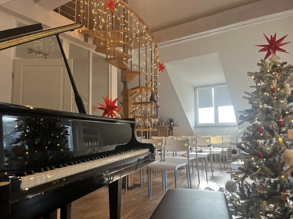 Weihnachtliche Stimmung im Studio